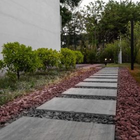 Ege Bordo Peyzaj & Bahçe Dekor Doğal Taş - Ege Peyzaj Bahçe Çim